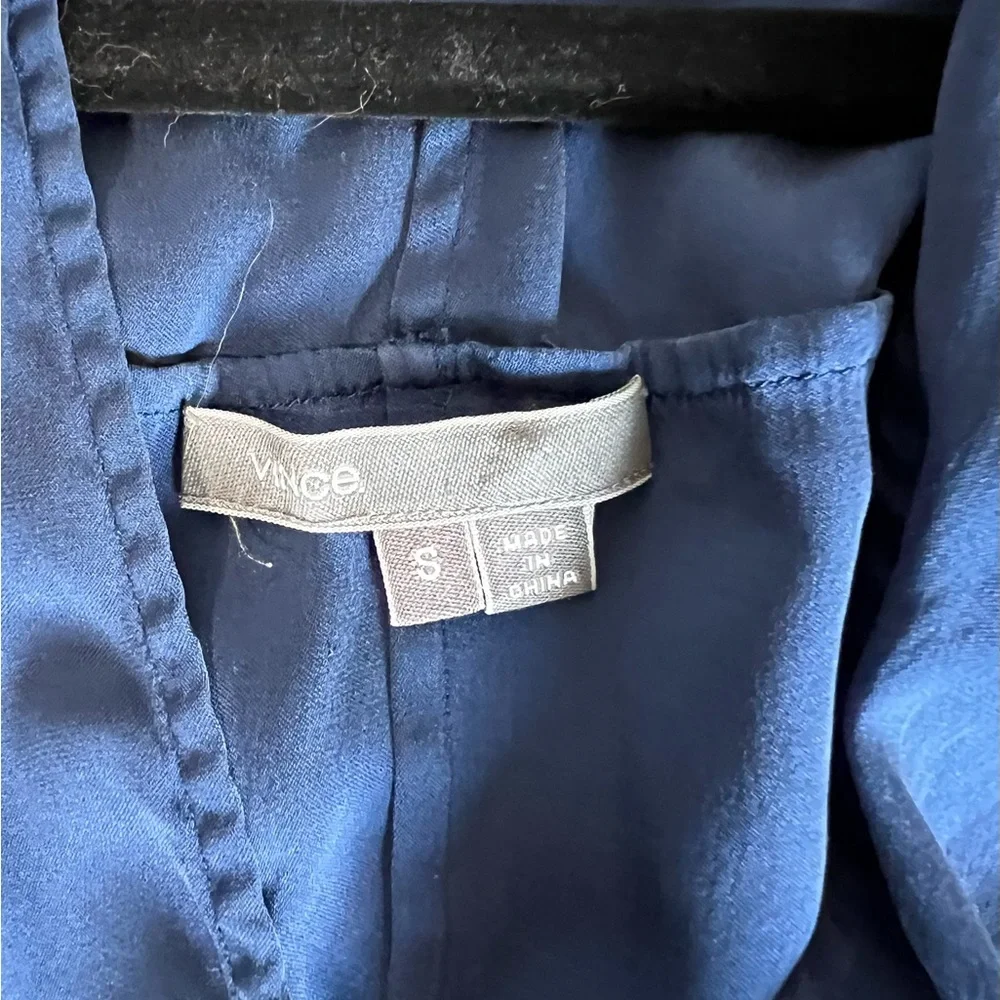 Vince Silk Blue Women Top- Small‎ - Picture 6 of 6